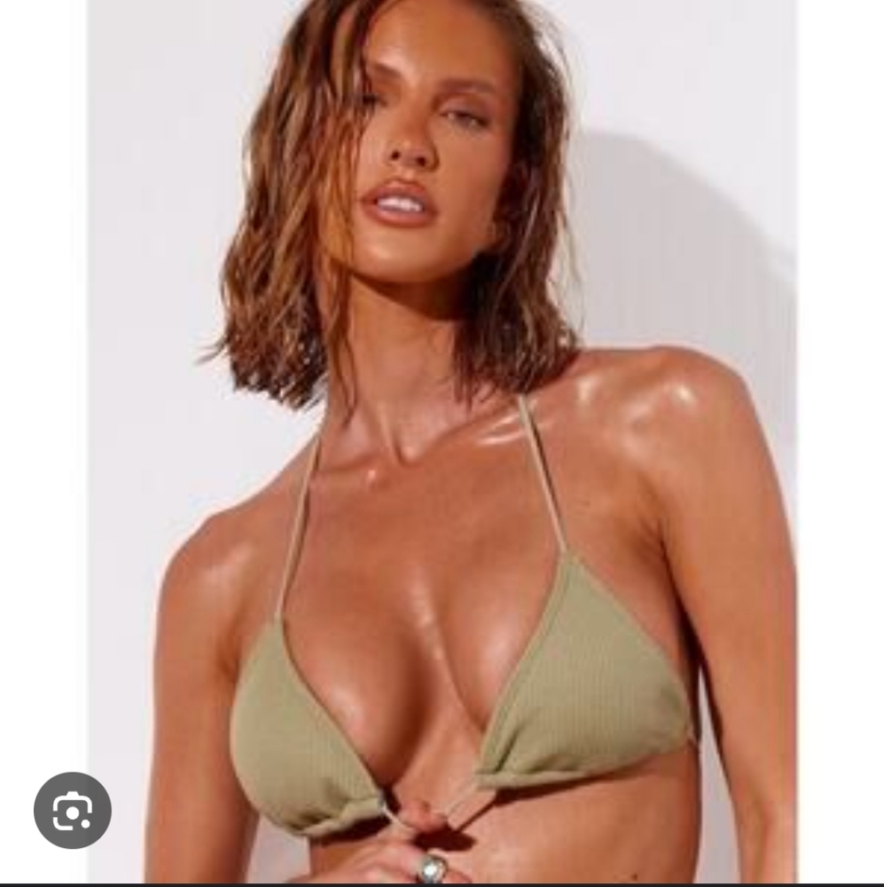 NWT Pretty Little Thing Sage Green Triangle Bikini Top